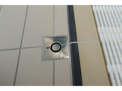 Anker t/gulv | M/dæksel | 4° hældning | Malmsten